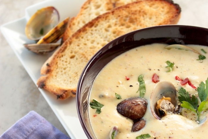 Traditional New England Clam Chowder - The Petite Cook