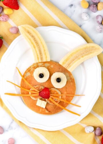 Easter Bunny Pancakes - The Petite Cook™