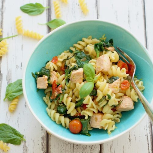 Salmon Spinach Pasta The Petite Cook