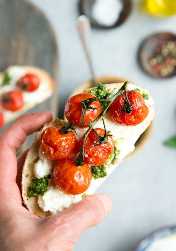 How To Make Tomato Confit - The Petite Cook™