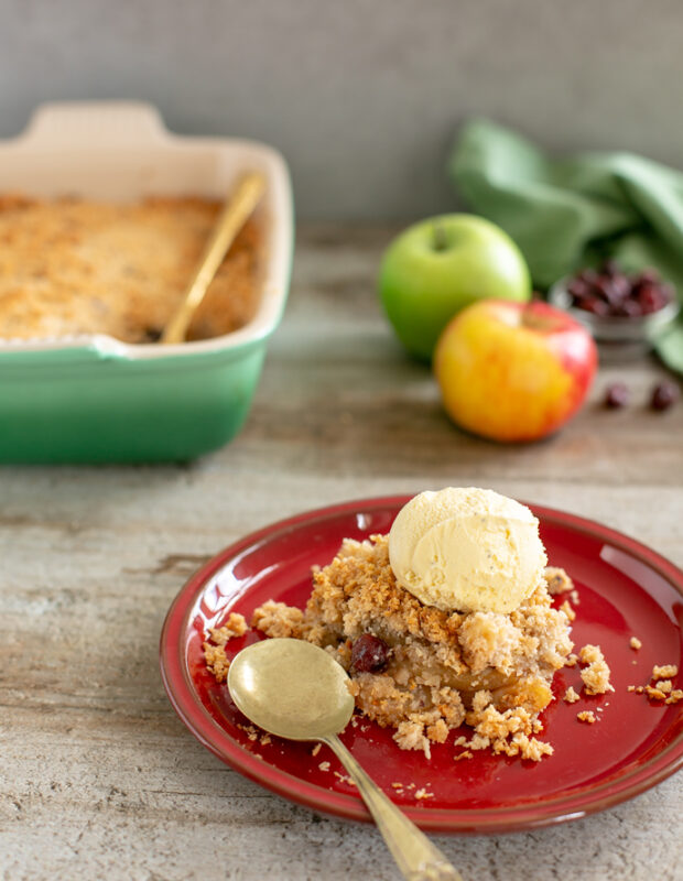 Best Vegan Apple Crumble - The Petite Cook™