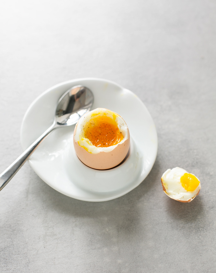 How to make half boiled egg/soft boiled egg [No Half Boiled Egg
