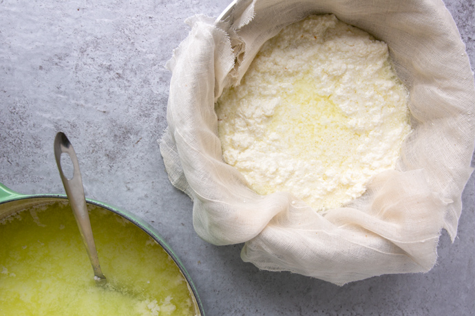 How To Make Homemade Ricotta (Fresh Italian Cheese) - The Sage Apron
