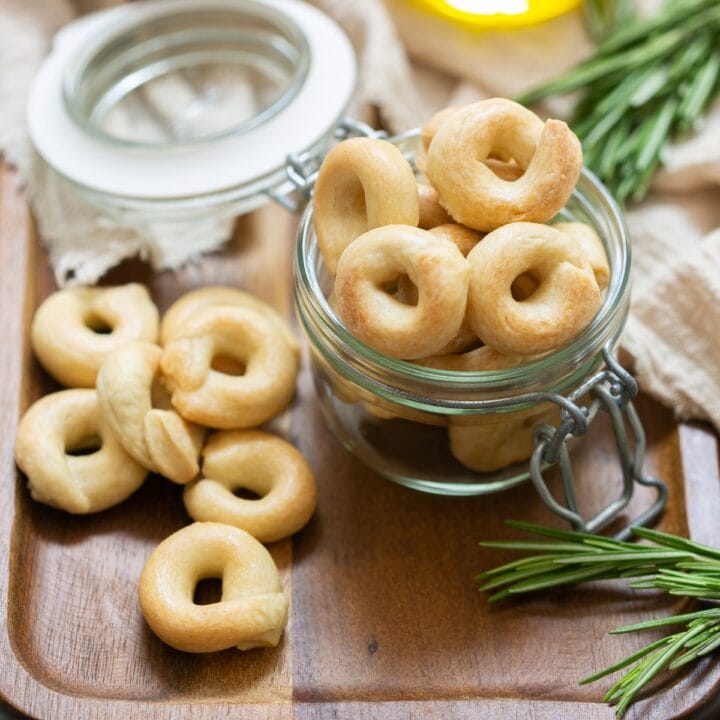 Taralli or Tarallini Pugliesi - The Petite Cook™