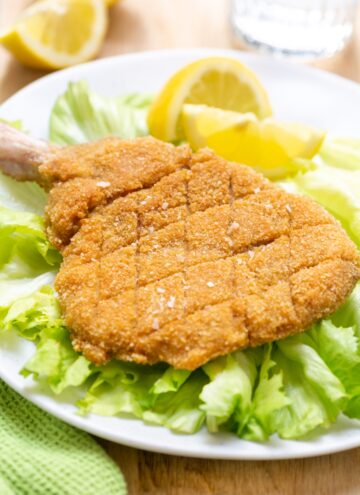 Veal Milanese (Cotoletta alla Milanese) - The Petite Cook™