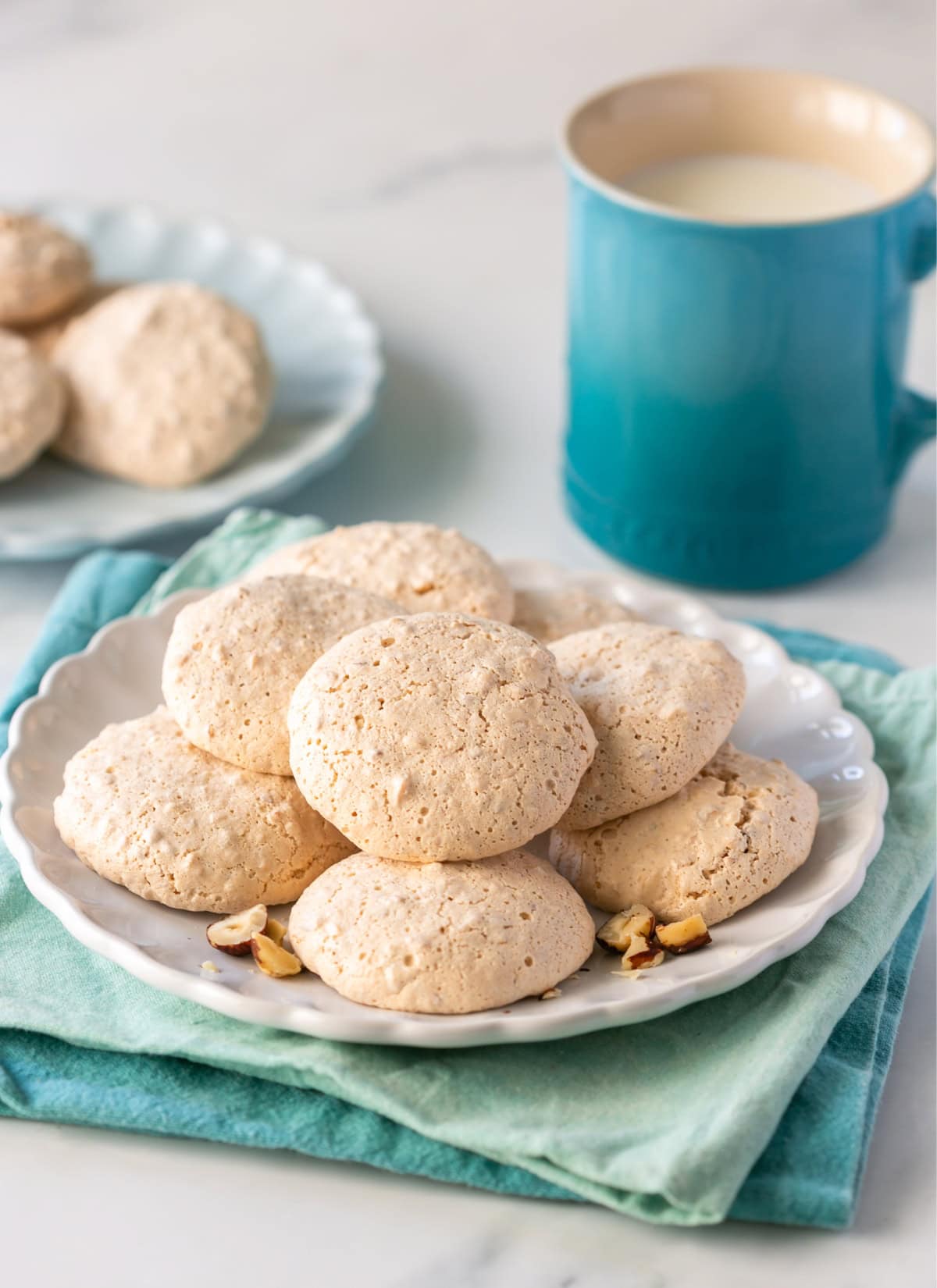 Brutti ma buoni cookies.